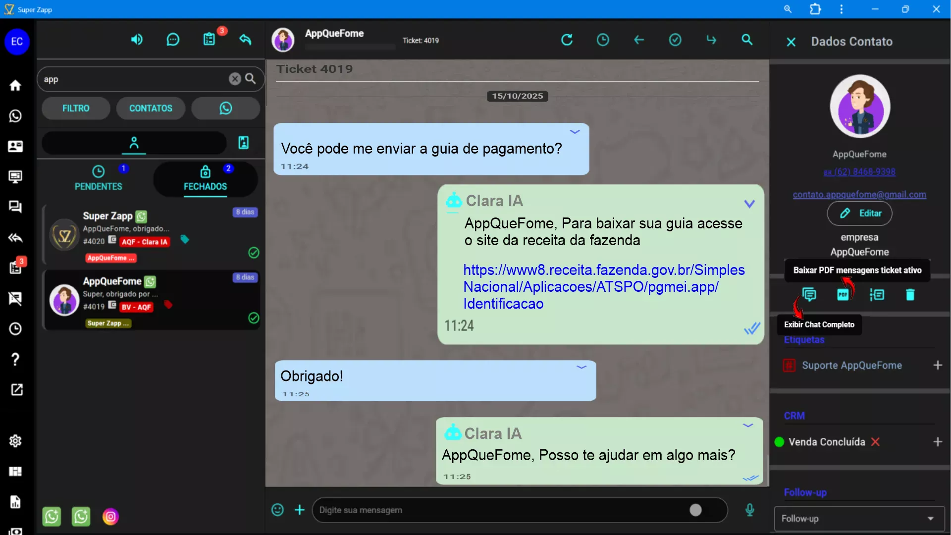 CRM Super Zapp mostrando histórico de atendimento com várias interações salvas.